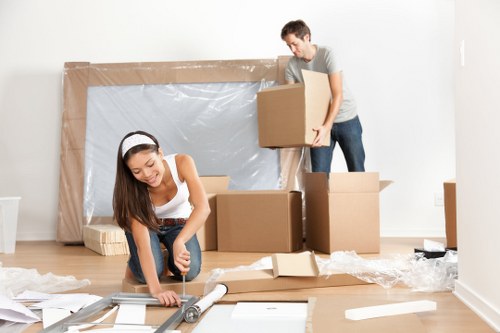 Moving truck service for Battersea homes near local streets and flats