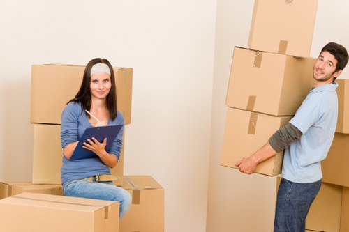 Packing and loading service for a Battersea house or apartment relocation